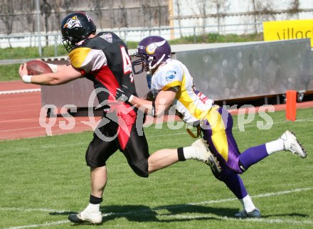 American Football. Carinthian Black Lions gegen Vienna Vikings. Steve Silva (Black Lions). Villach, am 14.4.2007.
Foto: Kuess
---
pressefotos, pressefotografie, kuess, qs, qspictures, sport, bild, bilder, bilddatenbank