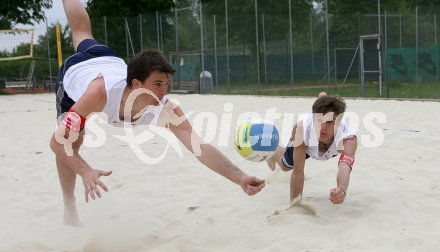 Beachvolleyball. Pressekonferenz. Felix Bl?uel, Xandi Huber. Klagenfurt, am 4.5.2007.
Foto: Kuess
---
pressefotos, pressefotografie, kuess, qs, qspictures, sport, bild, bilder, bilddatenbank