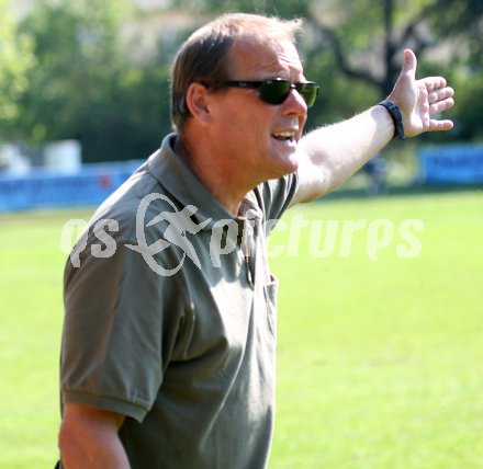 Fussball Unterliga Ost. KAC gegen Reichenau. Trainer Dietmar Zuschlag (Reichenau). Klagenfurt, am 28.4.2007.
Foto: Kuess
---
pressefotos, pressefotografie, kuess, qs, qspictures, sport, bild, bilder, bilddatenbank