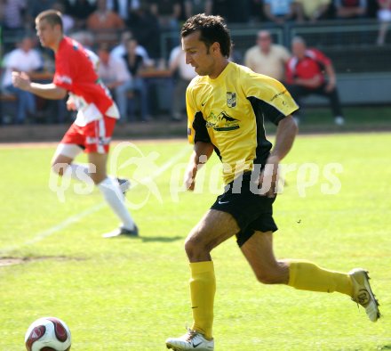 Fussball Unterliga Ost. KAC gegen Reichenau. Bojan Adzamic (Reichenau). Klagenfurt, am 28.4.2007.
Foto: Kuess
---
pressefotos, pressefotografie, kuess, qs, qspictures, sport, bild, bilder, bilddatenbank