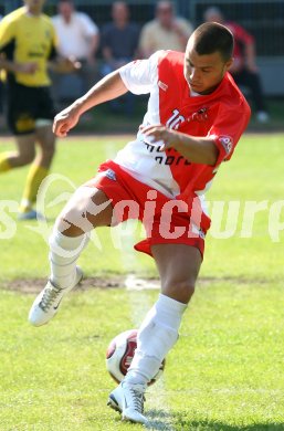 Fussball Unterliga Ost. KAC gegen Reichenau. Zsolt Vari (KAC). Klagenfurt, am 28.4.2007.
Foto: Kuess
---
pressefotos, pressefotografie, kuess, qs, qspictures, sport, bild, bilder, bilddatenbank