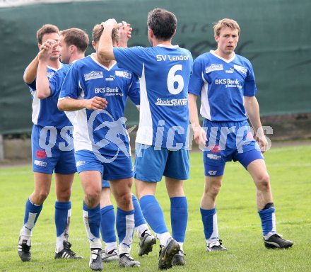 Fussball. K?rntner Liga. ATSV Wolfsberg gegen Lendorf. Jubel(Lendorf). Wolfsberg, am 8.4.2007.
Foto: Kuess
---
pressefotos, pressefotografie, kuess, qs, qspictures, sport, bild, bilder, bilddatenbank