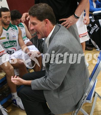 Basketball Bundesliga. W?rthersee Piraten gegen WBC Wels. Trainer Bill Magarity (Piraten). Klagenfurt, am 29.4.2007.
Foto: Kuess
---
pressefotos, pressefotografie, kuess, qs, qspictures, sport, bild, bilder, bilddatenbank