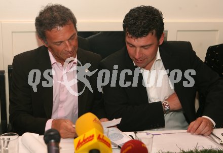 Pressekonferenz FCK neu.  J?rg Haider, Mario Canori. Klagenfurt, am 21.4.2007.
Foto: Kuess 
---
pressefotos, pressefotografie, kuess, qs, qspictures, sport, bild, bilder, bilddatenbank