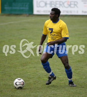 Fussball 1. Klasse D. ASV gegen Donau. Issah Moro (ASV). Klagenfurt, am 1.4.2007.
Foto: Kuess
---
pressefotos, pressefotografie, kuess, qs, qspictures, sport, bild, bilder, bilddatenbank