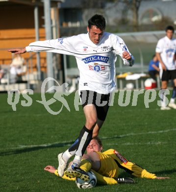 Fu?ball. Regionalliga Mitte. FCK/Welzenegg Amateure gegen SK Sturm Graz Amateure. Ogris Michael (FCK), Sarac Dragan (Graz). Klagenfurt, 14.4.2007.
Foto: Kuess

---
pressefotos, pressefotografie, kuess, qs, qspictures, sport, bild, bilder, bilddatenbank