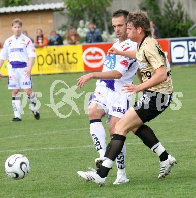 Fussball Regionalliga. SAK gegen SV Grieskirchen. Goran Jolic (SAK), Hannes Danninger (Grieskirchen). Klagenfurt, am 5.5.2007.
Foto: Kuess
---
pressefotos, pressefotografie, kuess, qs, qspictures, sport, bild, bilder, bilddatenbank