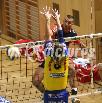 Volleyball Bundesliga. Aich/Dob gegen HYPO VBK. Vanik Peter (HYPO) Pavel Reznicek (AICH) , Polony Peter (HYPO),  Bleiburg, 22.3.2007.
Foto: Kuess
---
pressefotos, pressefotografie, kuess, qs, qspictures, sport, bild, bilder, bilddatenbank