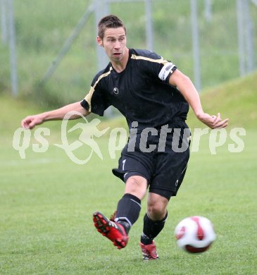 Fussball Kaerntner Liga. Lendorf gegen Bleiburg. Mario Petschnig (Bleiburg). Lendorf, am 17.5.2007.
Foto: Kuess
---
pressefotos, pressefotografie, kuess, qs, qspictures, sport, bild, bilder, bilddatenbank