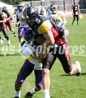 American Football. Carinthian Black Lions gegen Vienna Vikings. Mace Ryan (Black Lions). Villach, am 14.4.2007.
Foto: Kuess
---
pressefotos, pressefotografie, kuess, qs, qspictures, sport, bild, bilder, bilddatenbank