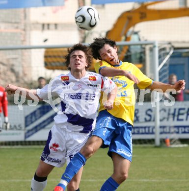 Fussball Regionalliga. SAK gegen SV Allerheiligen. Grega Triplat (SAK), Stefan Z?hrer (Allerheiligen). Klagenfurt, am 7.4.2007.
Foto: Kuess
---
pressefotos, pressefotografie, kuess, qs, qspictures, sport, bild, bilder, bilddatenbank