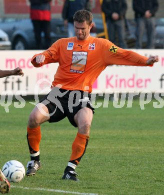 Fu?ball Regionalliga. SK St. Andr?/Lavanttal gegen FC Blau-Wei? Linz. Wojtala Pawel (St. Andr?). St. Andr?, 8.4.2007.
Foto: Kuess
---
pressefotos, pressefotografie, kuess, qs, qspictures, sport, bild, bilder, bilddatenbank