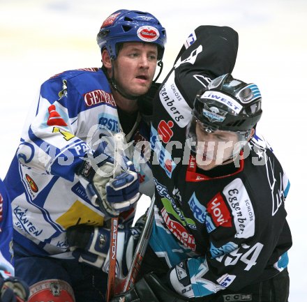 Eishockey Bundesliga. VSV gegen Liwest Black Wings Linz. Devin Edgerton (VSV), Raimund Divis (Linz). Villach, am 20.3.2007.
Foto: Kuess
---
pressefotos, pressefotografie, kuess, qs, qspictures, sport, bild, bilder, bilddatenbank