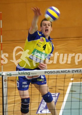 Volleyball Bundesliga. Aich/Dob gegen HYPO VBK. Jernej Potocnik (Aich/Dob). Bleiburg, 22.3.2007.
Foto: Kuess
---
pressefotos, pressefotografie, kuess, qs, qspictures, sport, bild, bilder, bilddatenbank