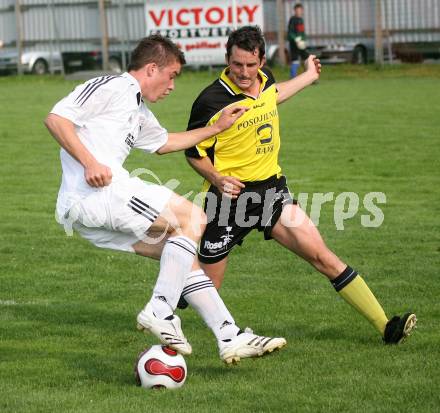 Fussball Unterliga Ost. Sittersdorf gegen Ludmannsdorf. Eric Schorli  (Sittersdorf), Marcel Quantschnig (Ludmannsdorf). Sittersdorf, am 9.6.2007.
Foto: Kuess
---
pressefotos, pressefotografie, kuess, qs, qspictures, sport, bild, bilder, bilddatenbank