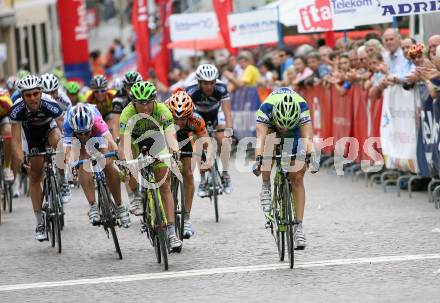 Radfahren. Slowenien Rundfahrt. Zieleinfahrt in Villach. Zielsprint der Verfolger.  Villach, am 14.6.2007.
Foto: Kuess
---
pressefotos, pressefotografie, kuess, qs, qspictures, sport, bild, bilder, bilddatenbank