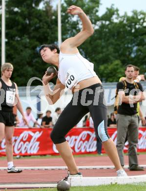 Leichtathletik. Top 4 Meeting in Villach. Kugelstossen. Veronika Watzek (Oesterreich). Villach, am 16.6.2007.
Foto: Kuess
---
pressefotos, pressefotografie, kuess, qs, qspictures, sport, bild, bilder, bilddatenbank