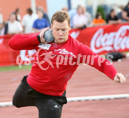 Leichtathletik. Top 4 Meeting. Kugelstossen. Martin Gratzer (Oesterreich). Villach, am 16.6.2007.
Foto: Kuess
---
pressefotos, pressefotografie, kuess, qs, qspictures, sport, bild, bilder, bilddatenbank