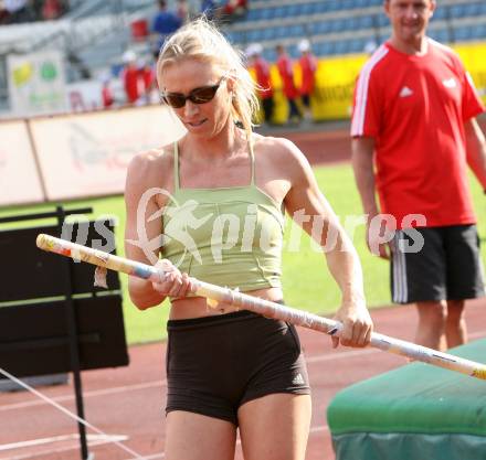 Leichtathletik. Top 4 Meeting in Villach. Stabhochsprung. Doris Auer (Oesterreich). Villach, am 16.6.2007.
Foto: Kuess
---
pressefotos, pressefotografie, kuess, qs, qspictures, sport, bild, bilder, bilddatenbank