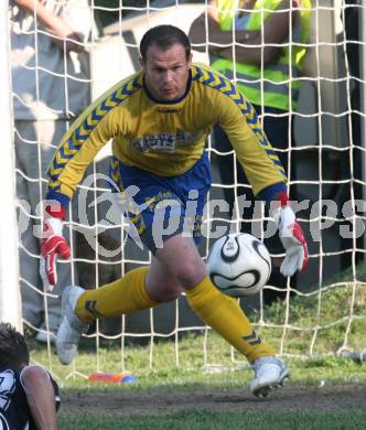 Fussball. Feldkirchen gegen SK Austria Kaernten.  Wolfgang Ott (Feldkirchen). Feldkirchen, am 19.6.2007.
Foto: Kuess
---
pressefotos, pressefotografie, kuess, qs, qspictures, sport, bild, bilder, bilddatenbank