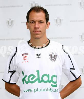 SK Austria Kaernten. Gerald Krajic. Klagenfurt, 26.6.2007.
Foto: Kuess
---
pressefotos, pressefotografie, kuess, qs, qspictures, sport, bild, bilder, bilddatenbank