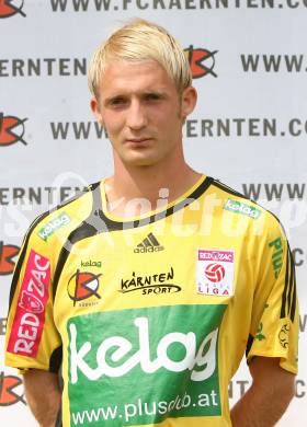 Fussball. Red Zac Liga. FC Kaernten. Fototermin Poggersdorf.  Raphael Groinig. Klagenfurt, am 26.6.2007.
Foto: Kuess
---
pressefotos, pressefotografie, kuess, qs, qspictures, sport, bild, bilder, bilddatenbank