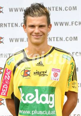 Fussball. Red Zac Liga. FC Kaernten. Fototermin Poggersdorf.  Salih Alic. Klagenfurt, am 26.6.2007.
Foto: Kuess
---
pressefotos, pressefotografie, kuess, qs, qspictures, sport, bild, bilder, bilddatenbank