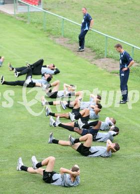 Fussball. Deutsche Bundesliga. Trainingslager in Kaernten VFL Wolfsburg. Wernberg, am 3.7.2007.
Foto: Kuess
---
pressefotos, pressefotografie, kuess, qs, qspictures, sport, bild, bilder, bilddatenbank