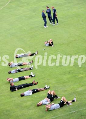 Fussball. Deutsche Bundesliga. Trainingslager in Kaernten VFL Wolfsburg. Wernberg, am 3.7.2007.
Foto: Kuess
---
pressefotos, pressefotografie, kuess, qs, qspictures, sport, bild, bilder, bilddatenbank