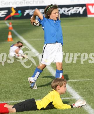 Kinderfussball. Kids Cup. Klagenfurt, am 29.6.2007.
Foto: Kuess
---
pressefotos, pressefotografie, kuess, qs, qspictures, sport, bild, bilder, bilddatenbank