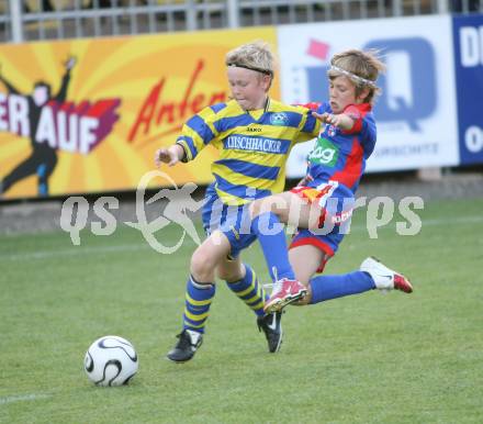 Kinderfussball. Kids Cup. Antenne. Wernberg gegen WAC. Klagenfurt, am 29.6.2007.
Foto: Kuess
---
pressefotos, pressefotografie, kuess, qs, qspictures, sport, bild, bilder, bilddatenbank