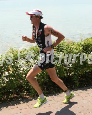 Ironman. Laufen, Schwimmen. Radfahren. Hannes Hempel (Oesterreich). Klagenfurt, am 8.7.2007.
Foto: Kuess
---
pressefotos, pressefotografie, kuess, qs, qspictures, sport, bild, bilder, bilddatenbank