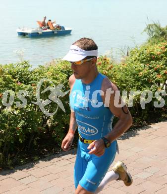 Ironman. Laufen, Schwimmen. Radfahren. Andreas Di Bernardo (Oesterreich). Klagenfurt, am 8.7.2007.
Foto: Kuess
---
pressefotos, pressefotografie, kuess, qs, qspictures, sport, bild, bilder, bilddatenbank