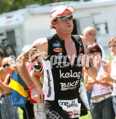 Ironman. Laufen, Schwimmen. Radfahren. Hannes Hempel (Oesterreich).  Klagenfurt, am 8.7.2007.
Foto: Kuess
---
pressefotos, pressefotografie, kuess, qs, qspictures, sport, bild, bilder, bilddatenbank