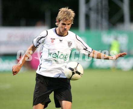 Fussball Bundesliga. SK Austria Kaernten gegen SV Josko Fenster Ried. Manuel Weber (Kaernten). Klagenfurt, am 22.7.2007.
Foto: Kuess
---
pressefotos, pressefotografie, kuess, qs, qspictures, sport, bild, bilder, bilddatenbank