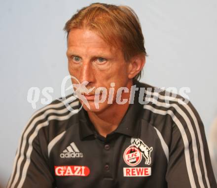 Fussball Bundesliga. Testspiel Hannover 96 gegen 1. FC Koeln. Trainer Christoph Daum (Koeln). Velden, am 24.7.2007.
Foto: Kuess
---
pressefotos, pressefotografie, kuess, qs, qspictures, sport, bild, bilder, bilddatenbank