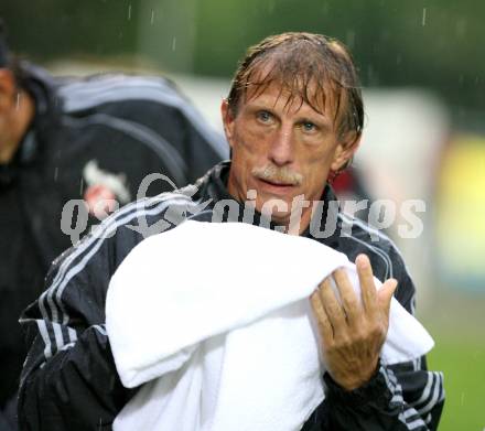 Fussball Bundesliga. Testspiel Hannover 96 gegen 1. FC Koeln. Trainer Christoph Daum (Koeln). Velden, am 24.7.2007.
Foto: Kuess
---
pressefotos, pressefotografie, kuess, qs, qspictures, sport, bild, bilder, bilddatenbank