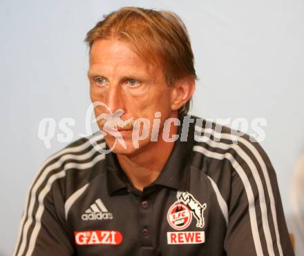 Fussball Bundesliga. Testspiel Hannover 96 gegen 1. FC Koeln. Trainer Christoph Daum (Koeln). Velden, am 24.7.2007.
Foto: Kuess
---
pressefotos, pressefotografie, kuess, qs, qspictures, sport, bild, bilder, bilddatenbank