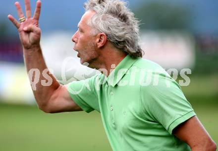 Fussball. OEFB Cup. Spittal gegen WAS/St. Andrae. Trainer Peter Hrstic (WAC). Seeboden, am 27.7.2007.
Foto: Kuess
---
pressefotos, pressefotografie, kuess, qs, qspictures, sport, bild, bilder, bilddatenbank