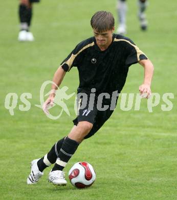 Fussball OEFB Cup. SAK gegen Bleiburg. Ivan Drmac (Bleiburg). Klagenfurt, am 28.7.2007.
Foto: Kuess
---
pressefotos, pressefotografie, kuess, qs, qspictures, sport, bild, bilder, bilddatenbank