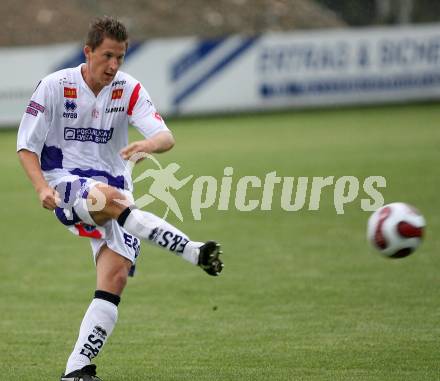 Fussball OEFB Cup. SAK gegen Bleiburg. Claus Neidhardt (SAK). Klagenfurt, am 28.7.2007.
Foto: Kuess
---
pressefotos, pressefotografie, kuess, qs, qspictures, sport, bild, bilder, bilddatenbank