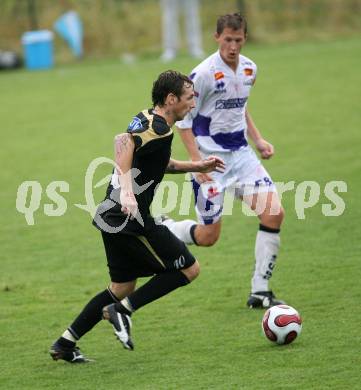 Fussball OEFB Cup. SAK gegen Bleiburg. Claus Neidhardt (SAK), Rok Pavlicic (Bleiburg). Klagenfurt, am 28.7.2007.
Foto: Kuess
---
pressefotos, pressefotografie, kuess, qs, qspictures, sport, bild, bilder, bilddatenbank