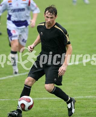 Fussball OEFB Cup. SAK gegen Bleiburg. Rok Pavlicic (Bleiburg). Klagenfurt, am 28.7.2007.
Foto: Kuess
---
pressefotos, pressefotografie, kuess, qs, qspictures, sport, bild, bilder, bilddatenbank