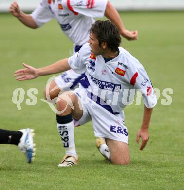 Fussball OEFB Cup. SAK gegen Bleiburg. Edmir Adilovic (SAK). Klagenfurt, am 28.7.2007.
Foto: Kuess
---
pressefotos, pressefotografie, kuess, qs, qspictures, sport, bild, bilder, bilddatenbank