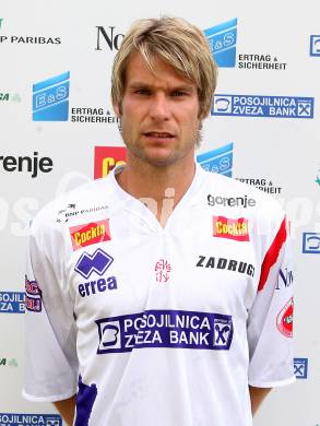 Fussball. Regionalliga. SAK. Christian Kraiger. Klagenfurt, am 27.7.2007.
Foto: Kuess
---
pressefotos, pressefotografie, kuess, qs, qspictures, sport, bild, bilder, bilddatenbank