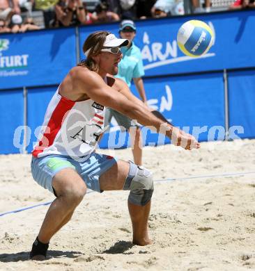 Beachvolleyball. Grand Slam. Richard Mueller (Oesterreich). Klagenfurt, am 1.8.2007.
Foto: Kuess
---
pressefotos, pressefotografie, kuess, qs, qspictures, sport, bild, bilder, bilddatenbank