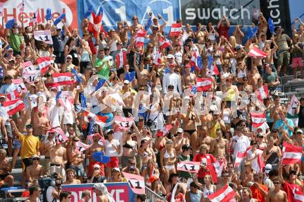 Beachvolleyball. Grand Slam. Fans. Klagenfurt, am 2.8.2007.
Foto: Kuess
---
pressefotos, pressefotografie, kuess, qs, qspictures, sport, bild, bilder, bilddatenbank