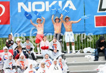 Beachvolleyball. Grand Slam. Fans. Klagenfurt, am 3.8.2007.
Foto: Kuess
---
pressefotos, pressefotografie, kuess, qs, qspictures, sport, bild, bilder, bilddatenbank