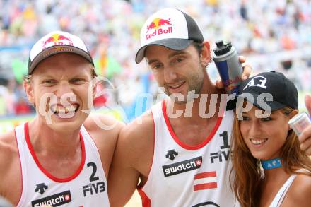 Beachvolleyball. Grand Slam. Doppler Clemens, Gartmayer Peter, Doppler Clemens, (Oesterreich). Klagenfurt, am 3.8.2007.
Foto: Kuess
---
pressefotos, pressefotografie, kuess, qs, qspictures, sport, bild, bilder, bilddatenbank