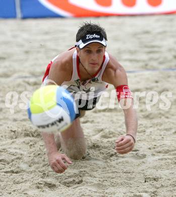 Beachvolleyball. Grand Slam. Huber Alexander (Oesterreich). Klagenfurt, am 3.8.2007.
Foto: Kuess 
---
pressefotos, pressefotografie, kuess, qs, qspictures, sport, bild, bilder, bilddatenbank